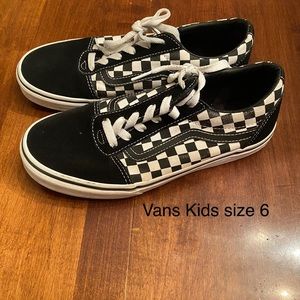 Youth Vans size 6